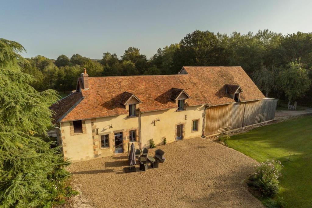 Les Colas Saint-Fargeau  Exteriér fotografie