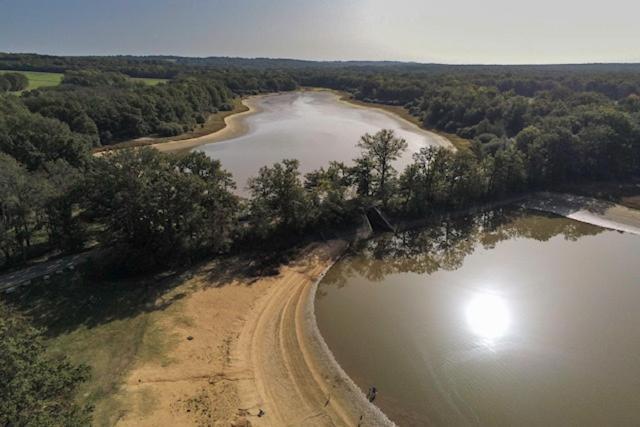 Les Colas Saint-Fargeau  Exteriér fotografie